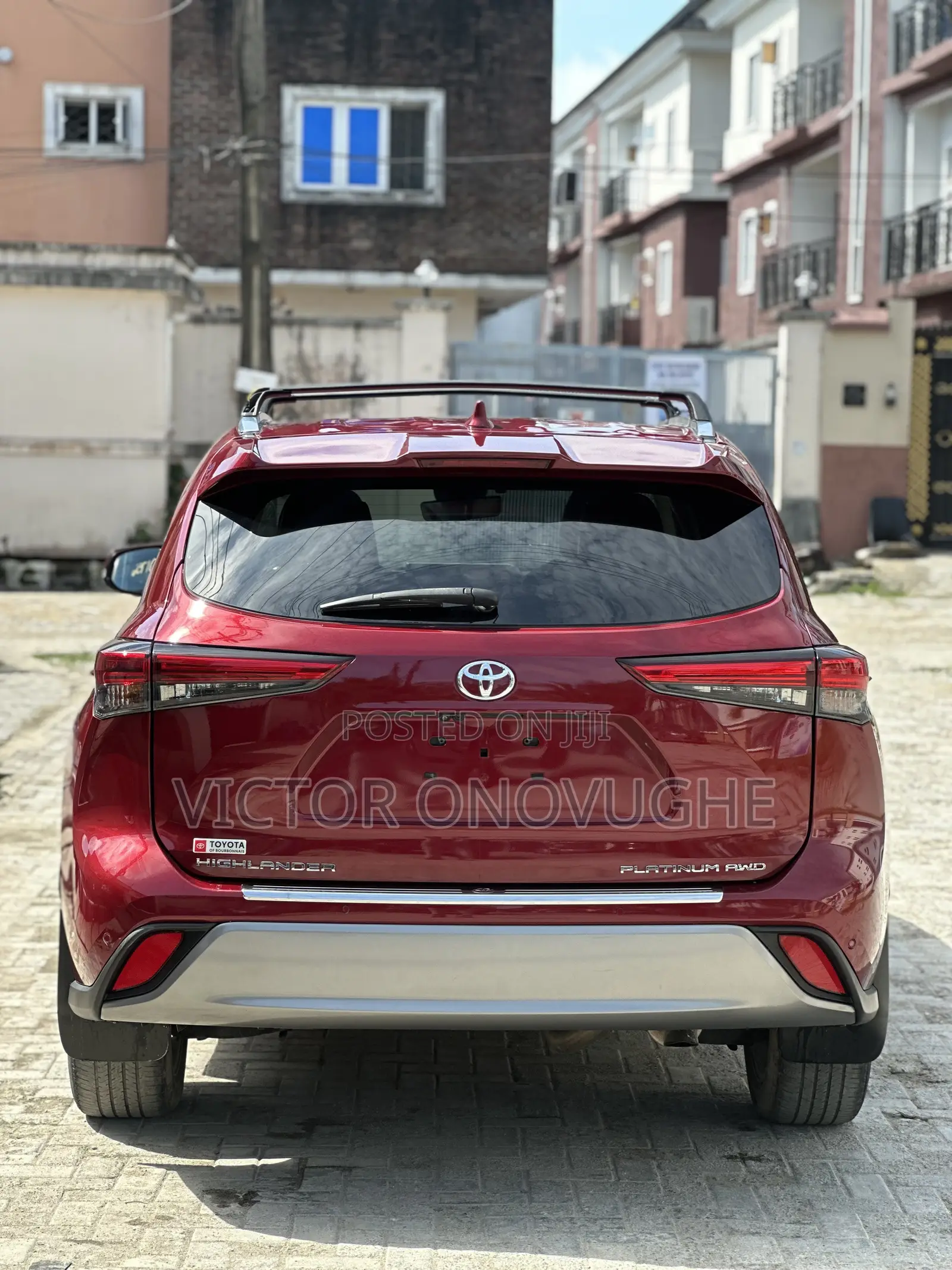 Toyota Highlander Platinum AWD 2023 Red