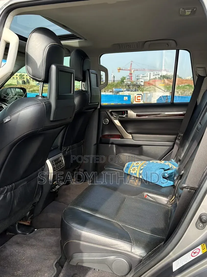 Lexus GX 460 Luxury 2014 Silver