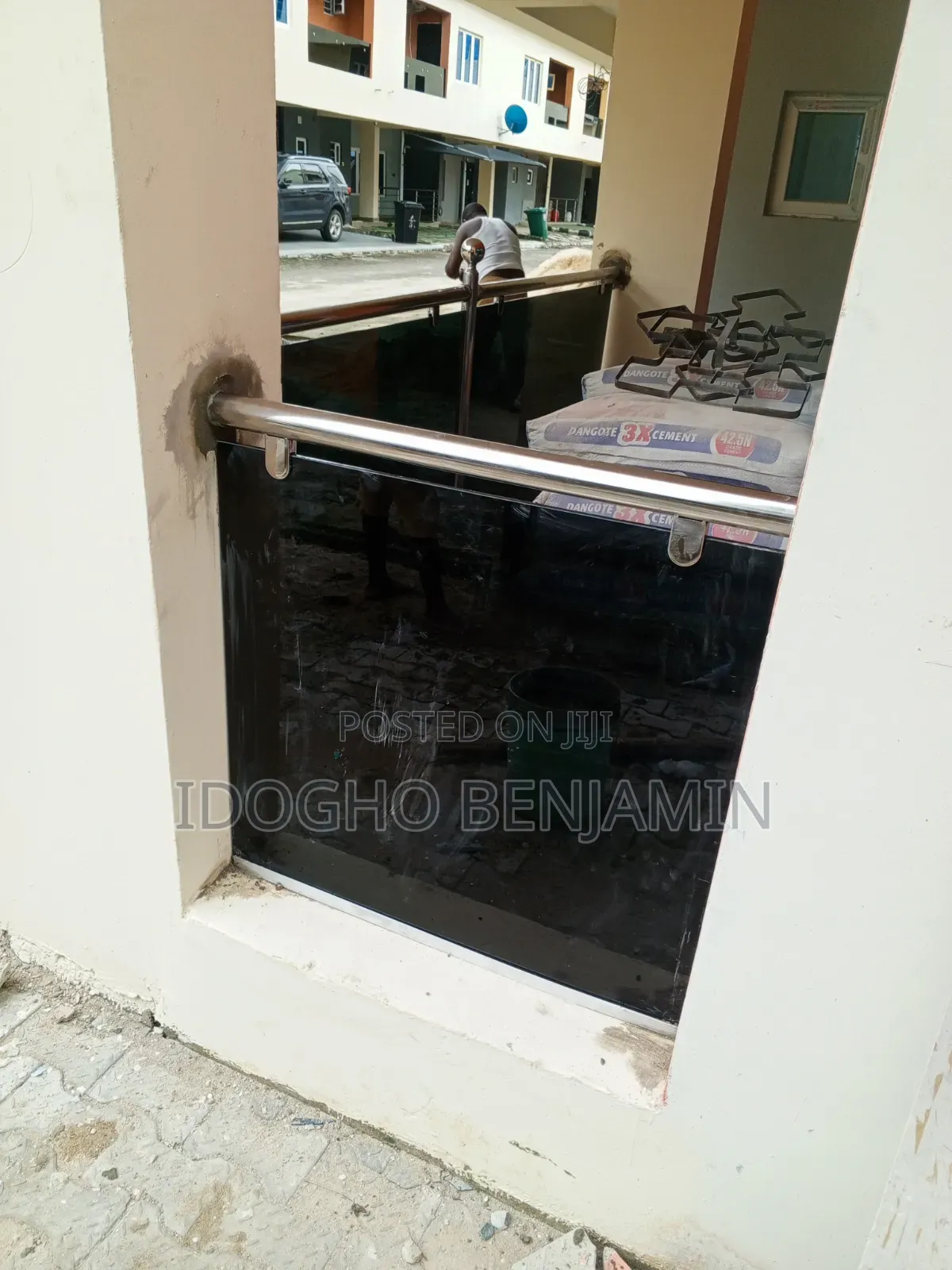10mm Grey Black Tempered Glass for Balcony