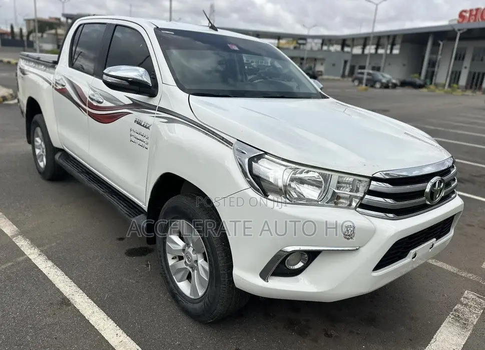 Toyota Hilux Revo Double Cab Petrol 2.7 AWD 2020 White