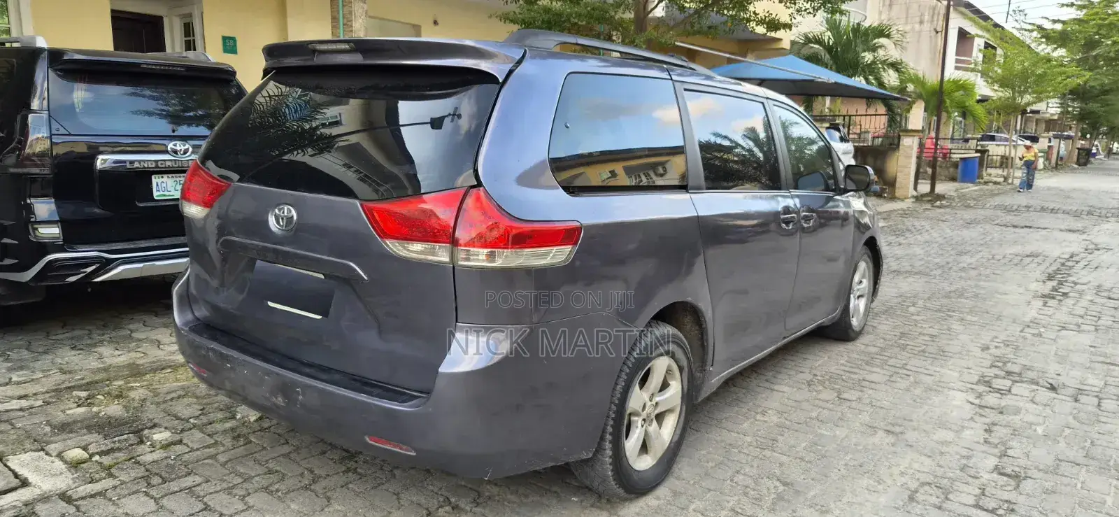 Toyota Sienna LE 8 Passenger 2012 Gray