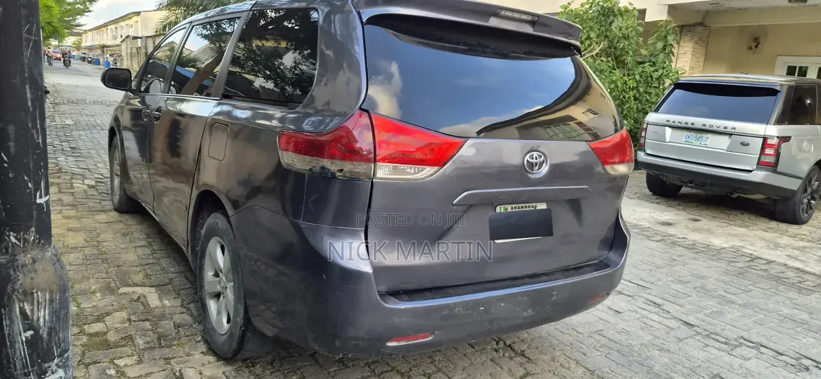Toyota Sienna LE 8 Passenger 2012 Gray