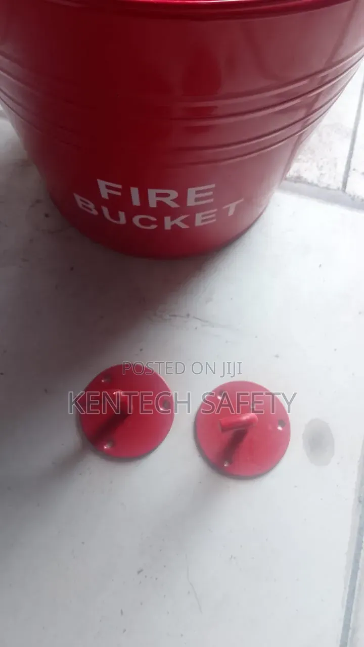 Fire Bucket and C02 Hanger Extinguisher