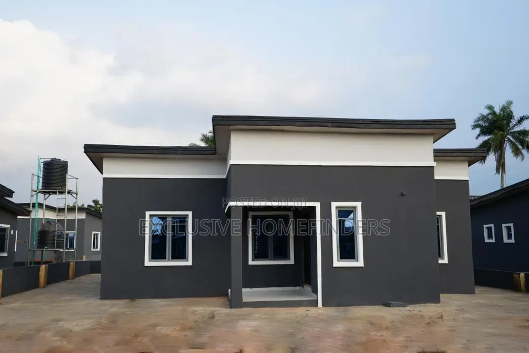 3bdrm Bungalow in Queens Homes, Ogun Waterside for sale