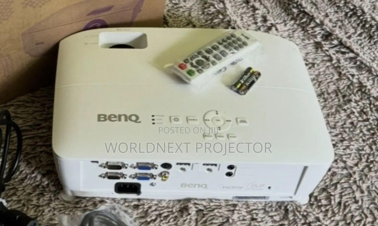 BenQ MS524AE Bright 3300 Lumen SVGA Clarity for Everyday Presentations