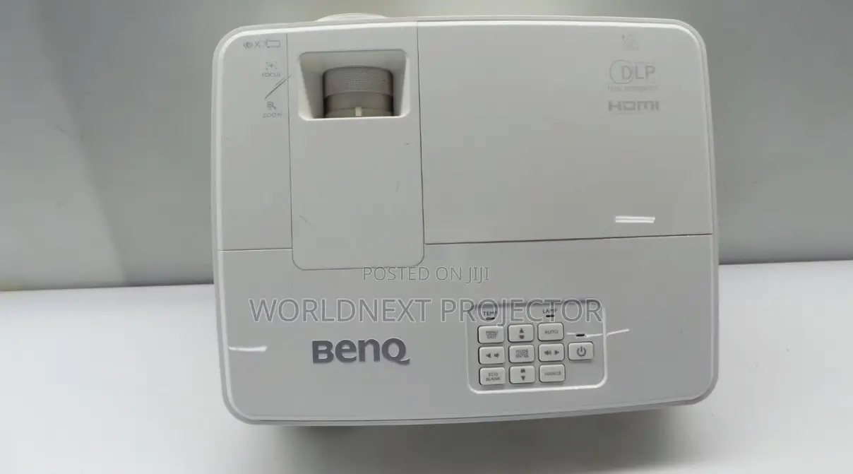 BenQ MS525: Bright SVGA Clarity for Everyday Meetings