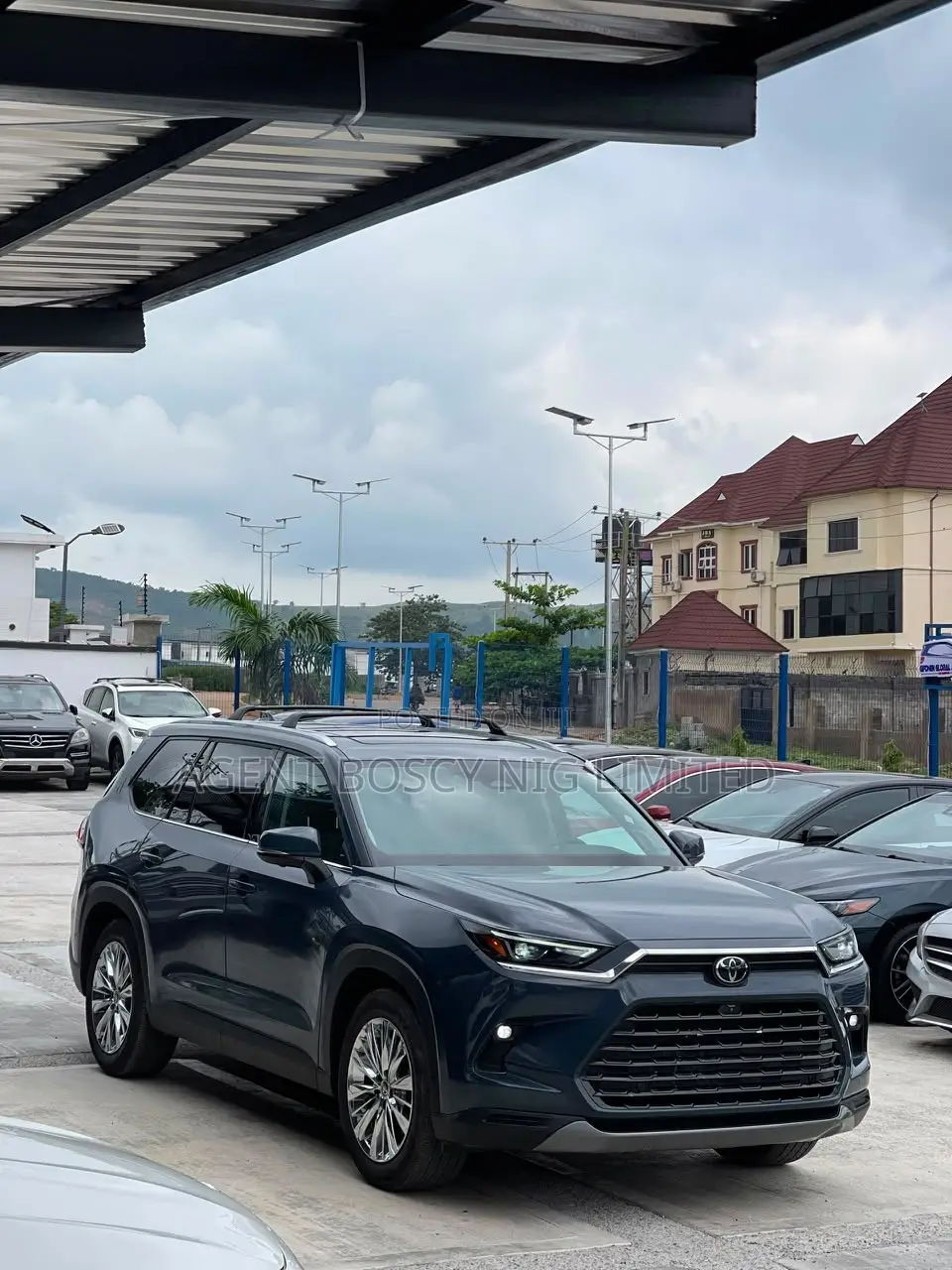 New Toyota Grand Highlander Platinum 2025 Blue