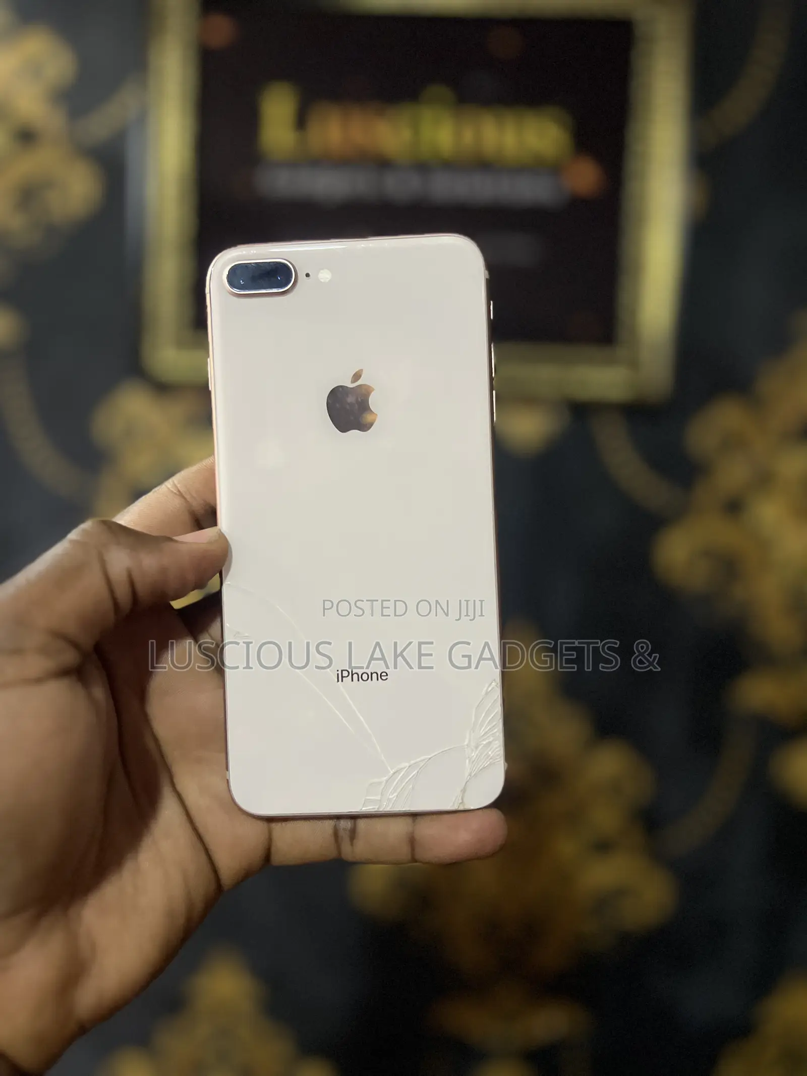 Apple iPhone 8 Plus 64 GB Gold