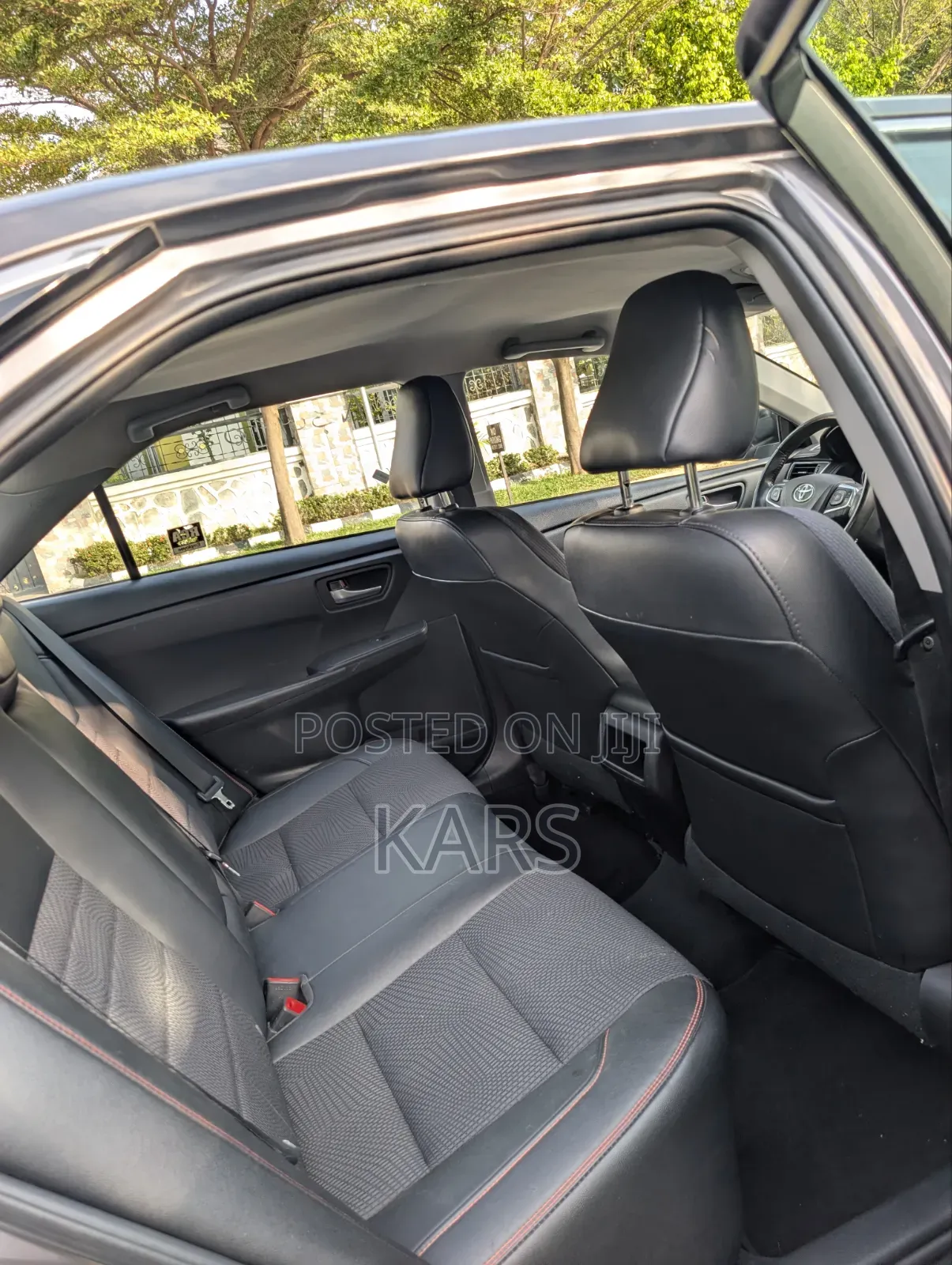 Toyota Camry SE 4dr Sedan (2.5L 4cyl 6A) 2016 Gray