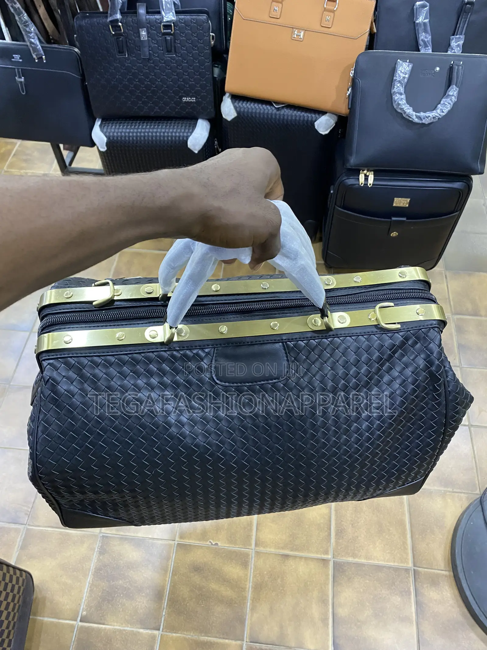Quality Gladstone Doctor- Style Travel Bag / Duffle Bag