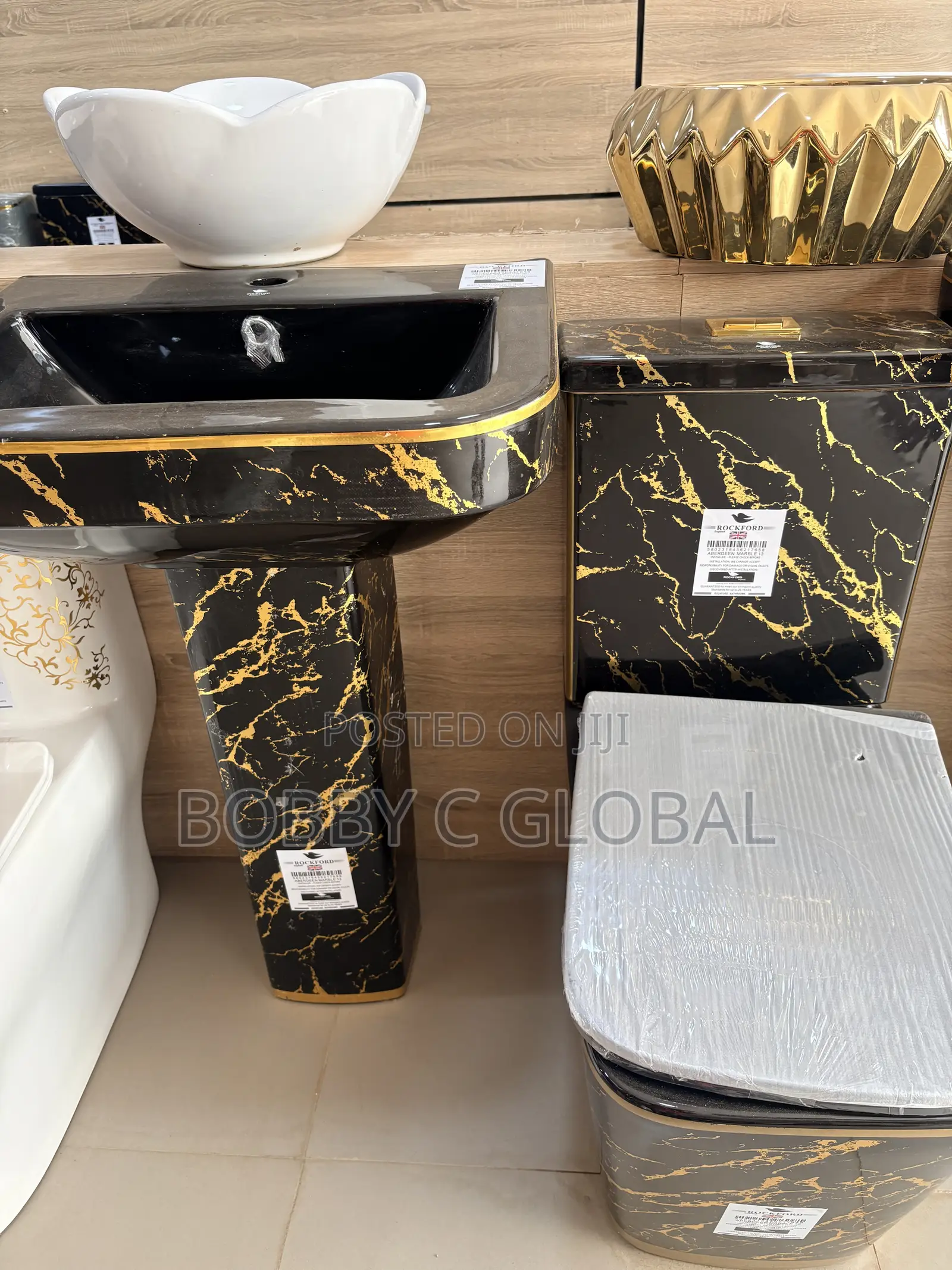 Luxury Black Gold Executive WC Toilet – Modern Bathroom Toilet