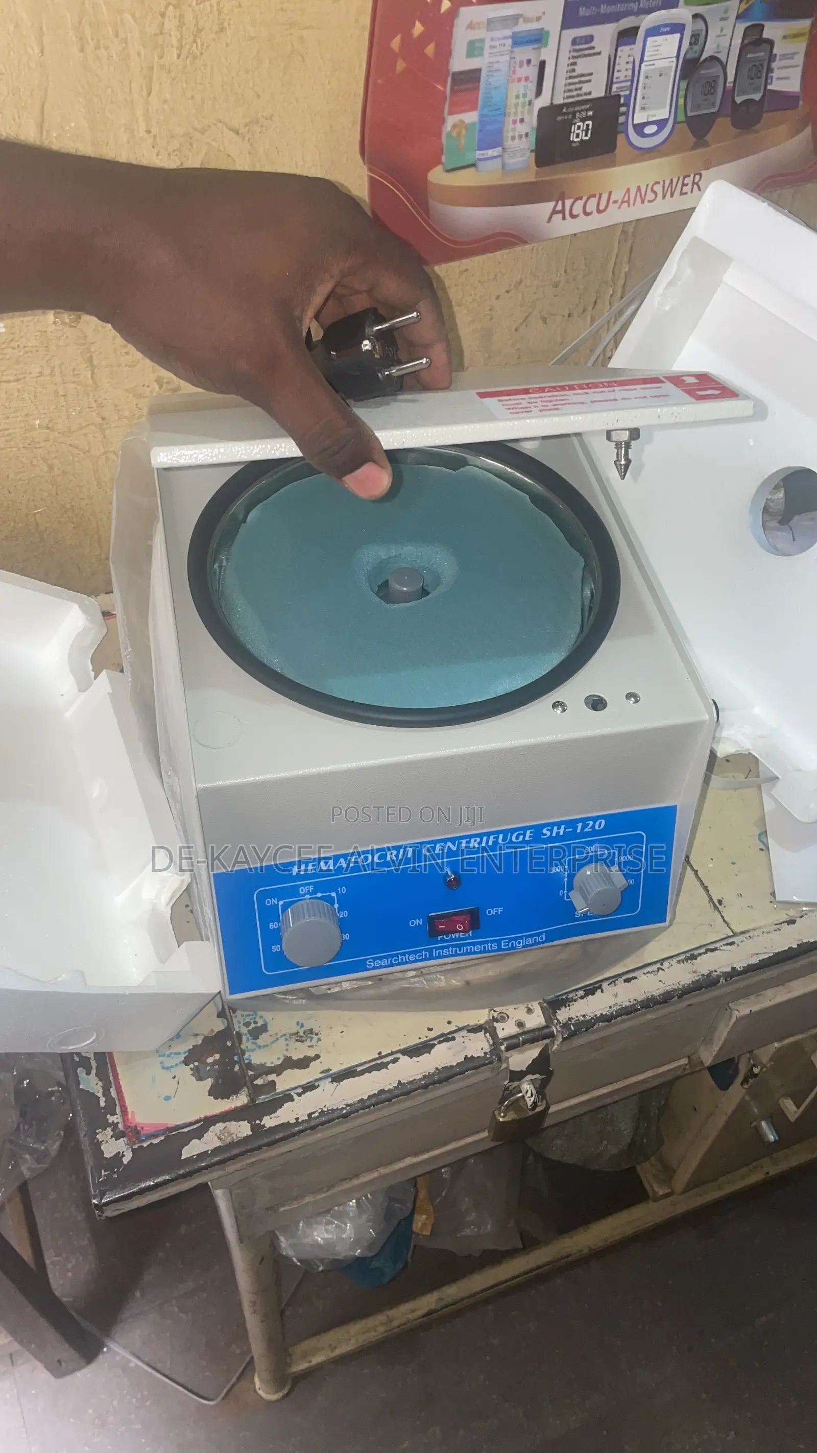 Micro Haematocrit Centrifuge