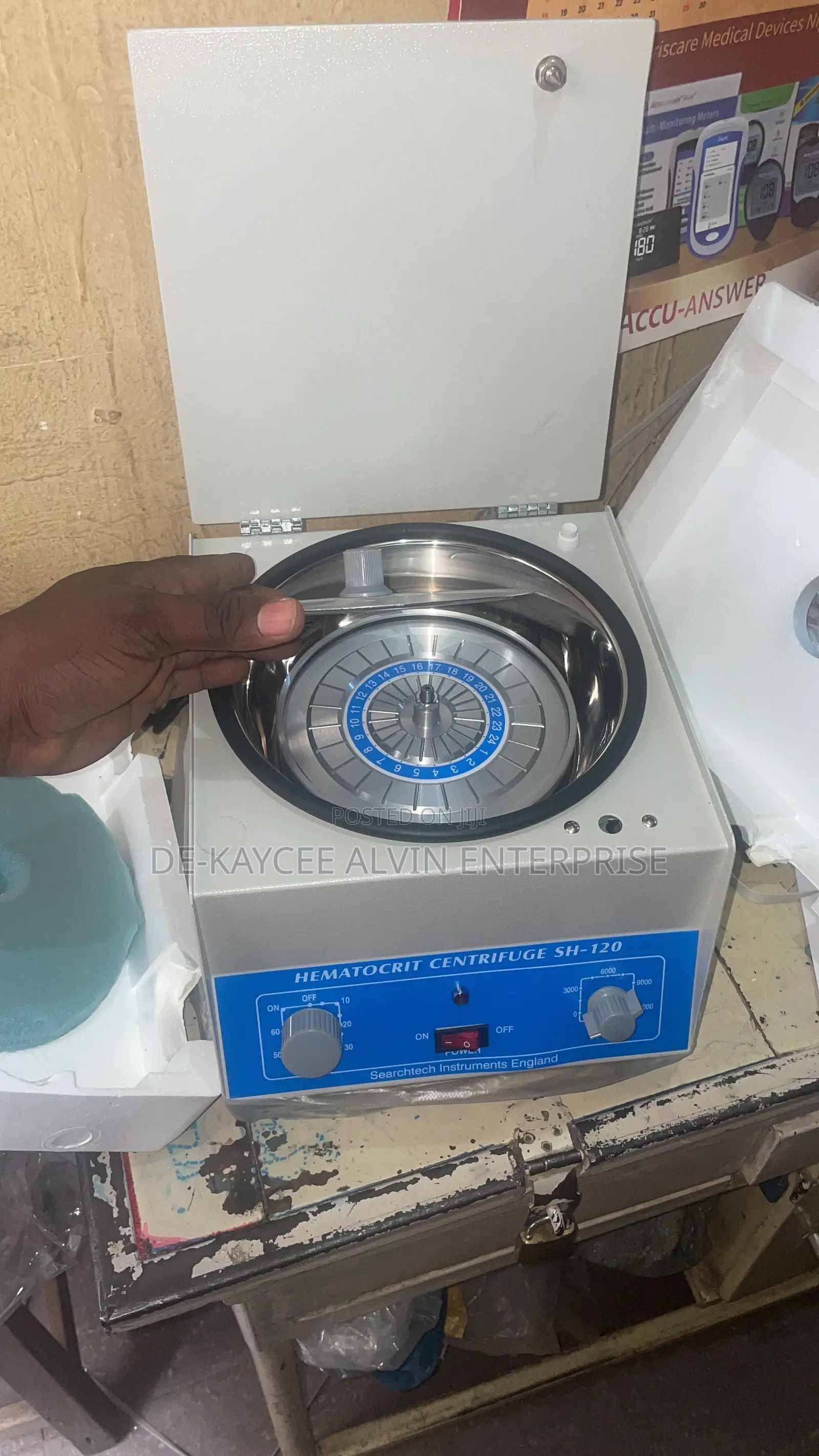 Micro Haematocrit Centrifuge