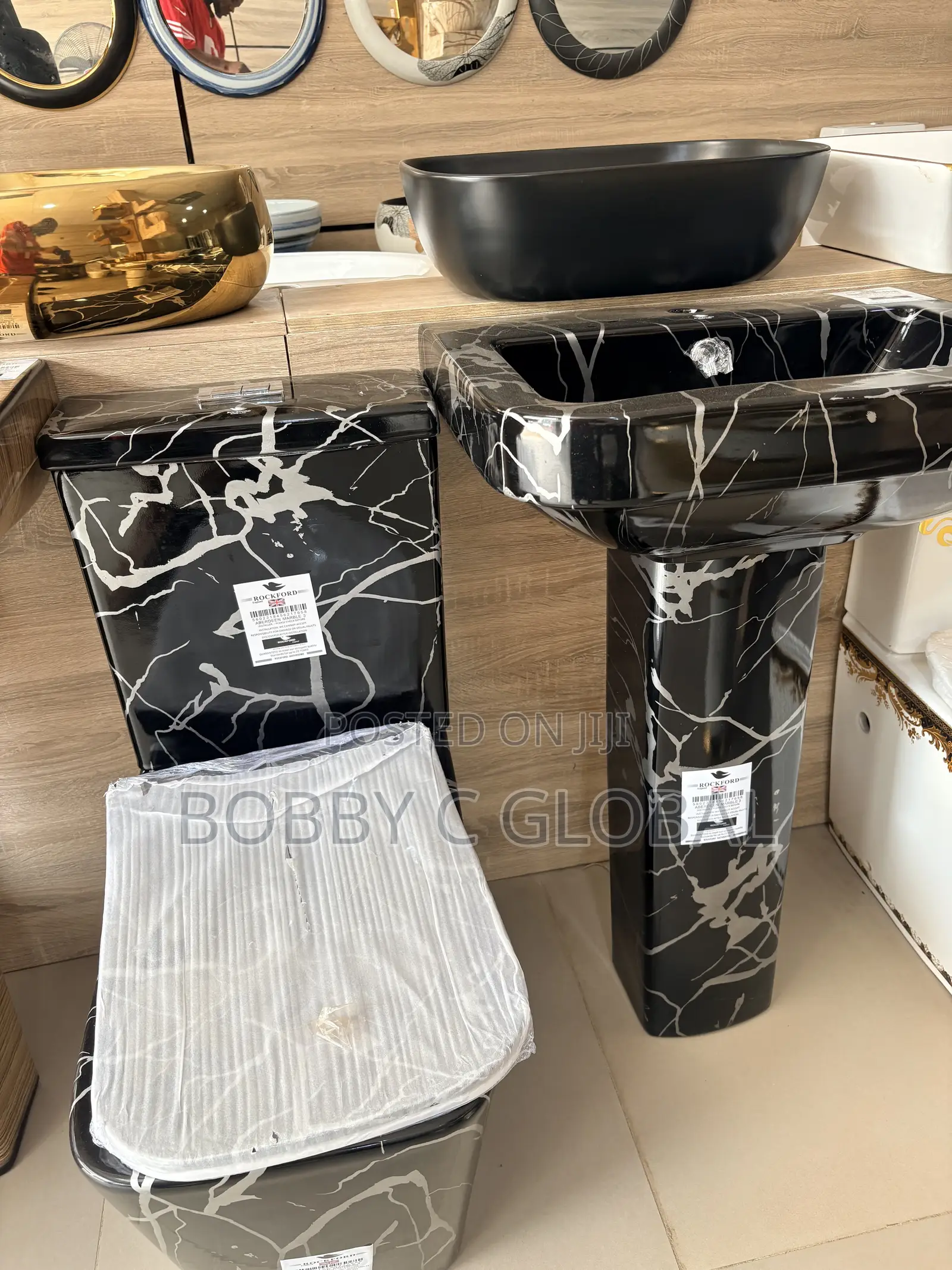 Luxury Black White Executive WC Toilet – Modern Bathroom Toilet