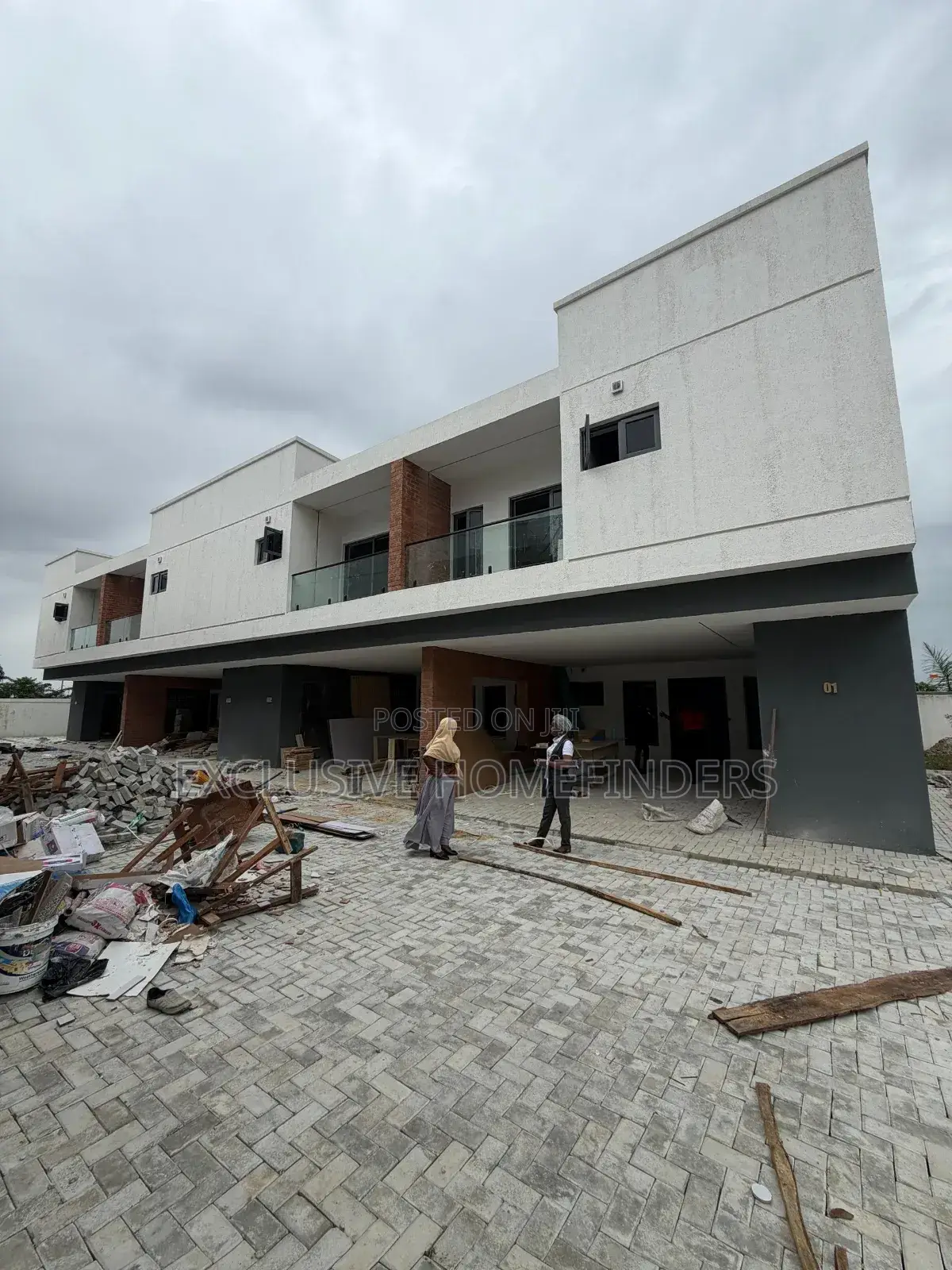 3bdrm Duplex in Sangotedo for sale