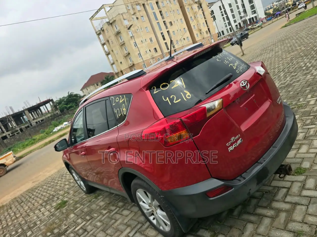 Toyota RAV4 2015 Red