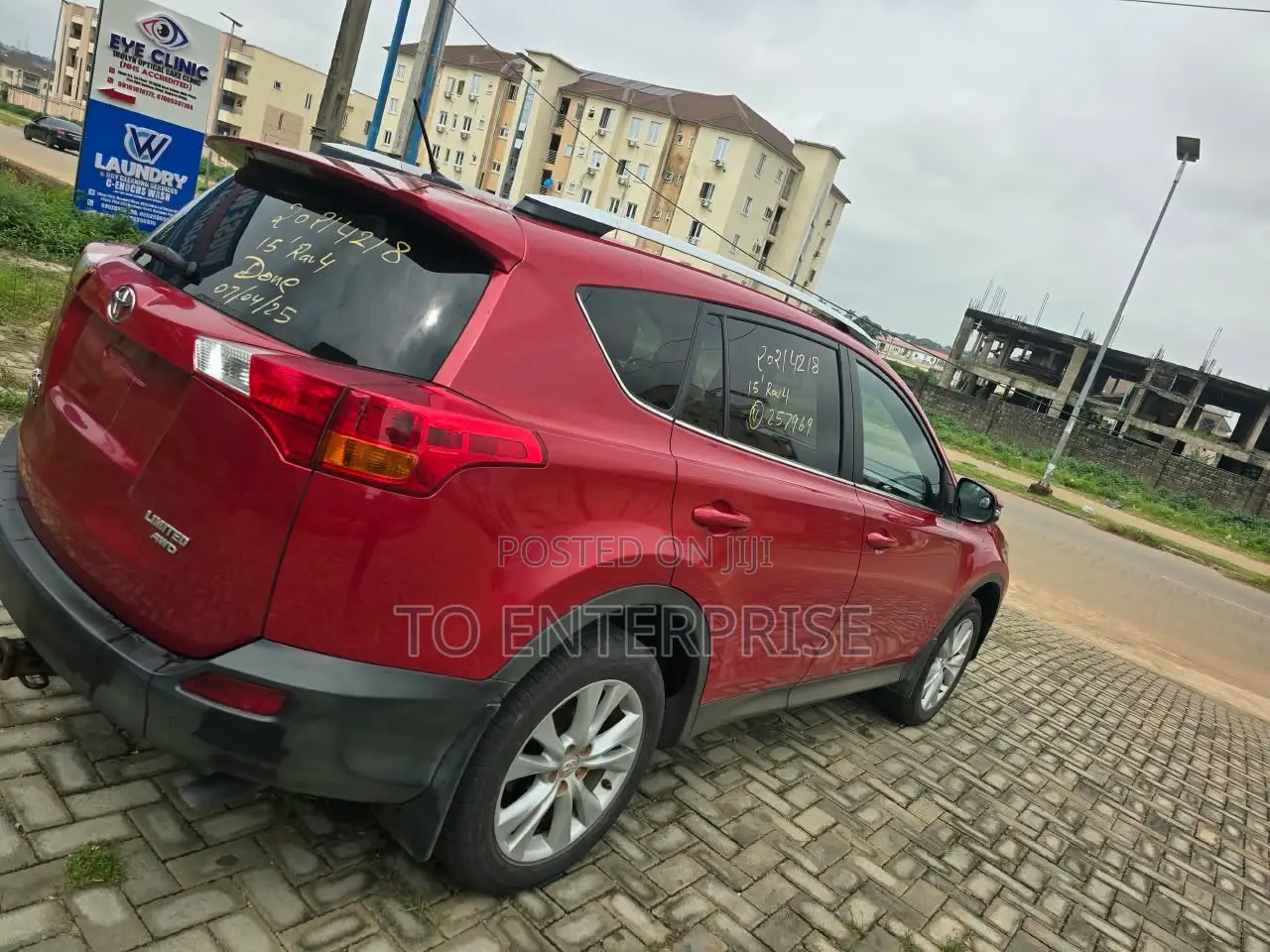 Toyota RAV4 2015 Red