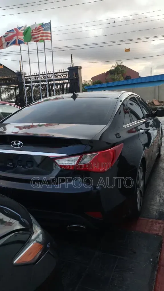 Hyundai Sonata 2015 Black