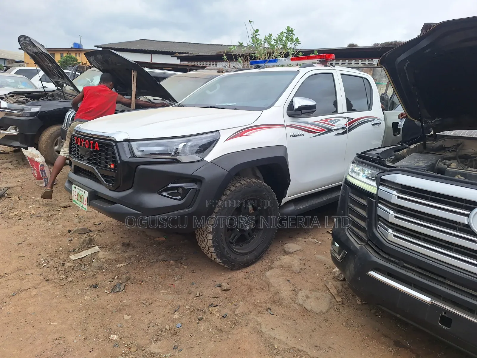 Hilux 2016 Upgrade to 2024-2025 Model