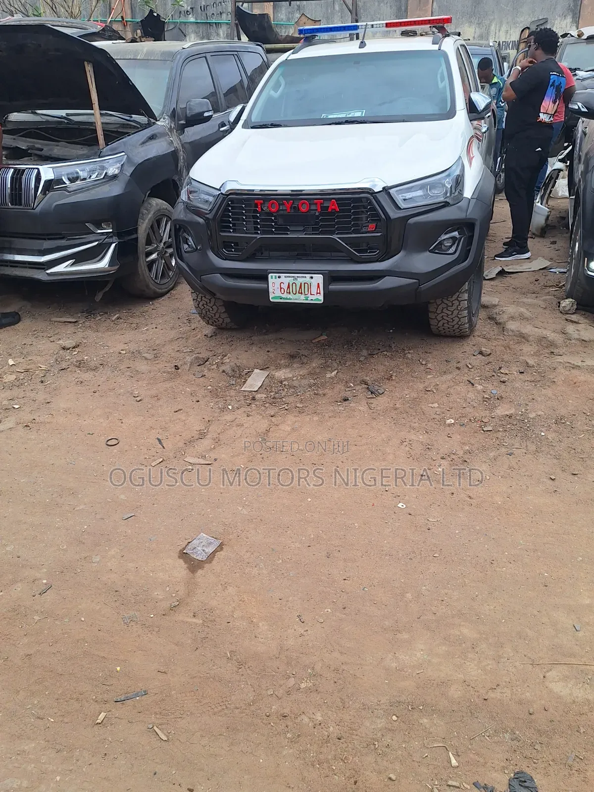 Hilux 2016 Upgrade to 2024-2025 Model