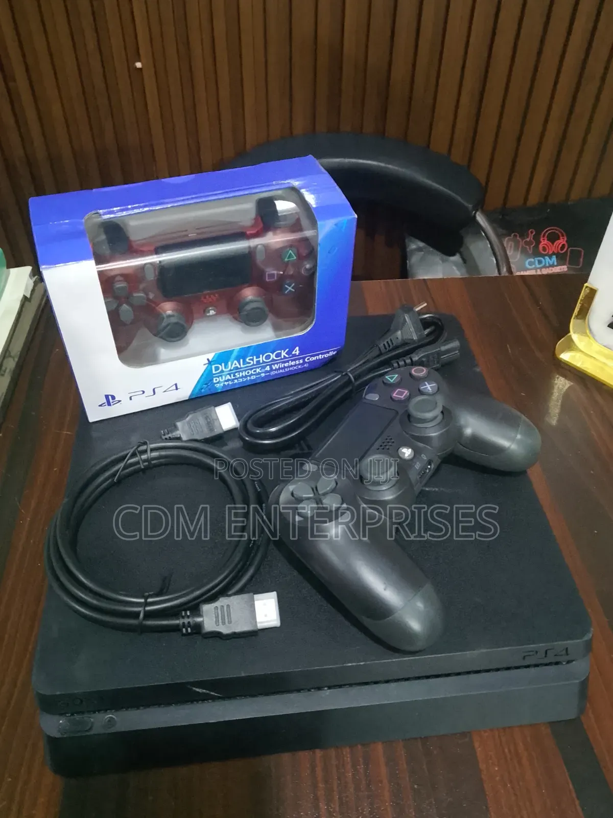 Intact Uk Used Playstation 4 Slim With 7 Games 2 Controllers