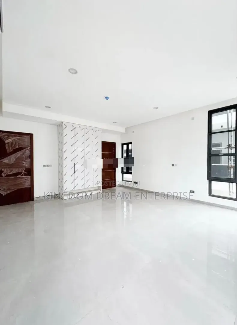 6bdrm Duplex in Old Ikoyi Lagos for sale