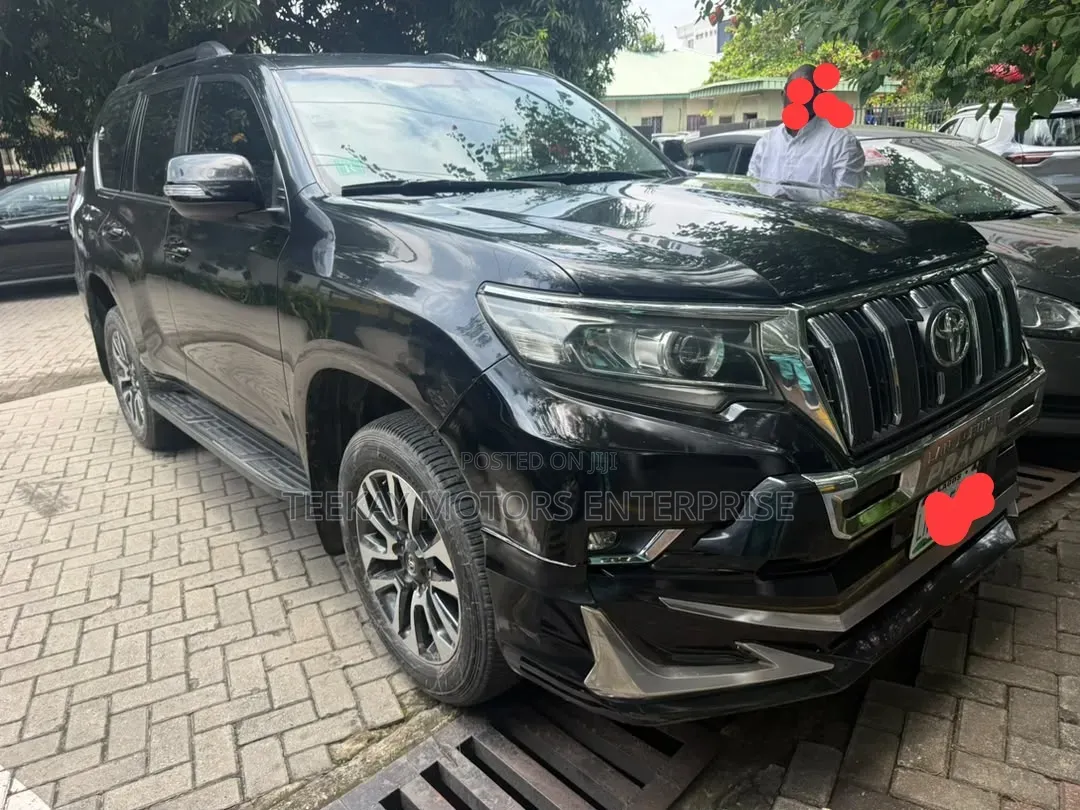 Toyota Land Cruiser Prado 2021 Black