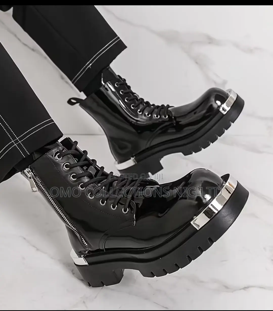 Men’s Black Leather Flame Detail Lace-Up Boots – Fully Boxed