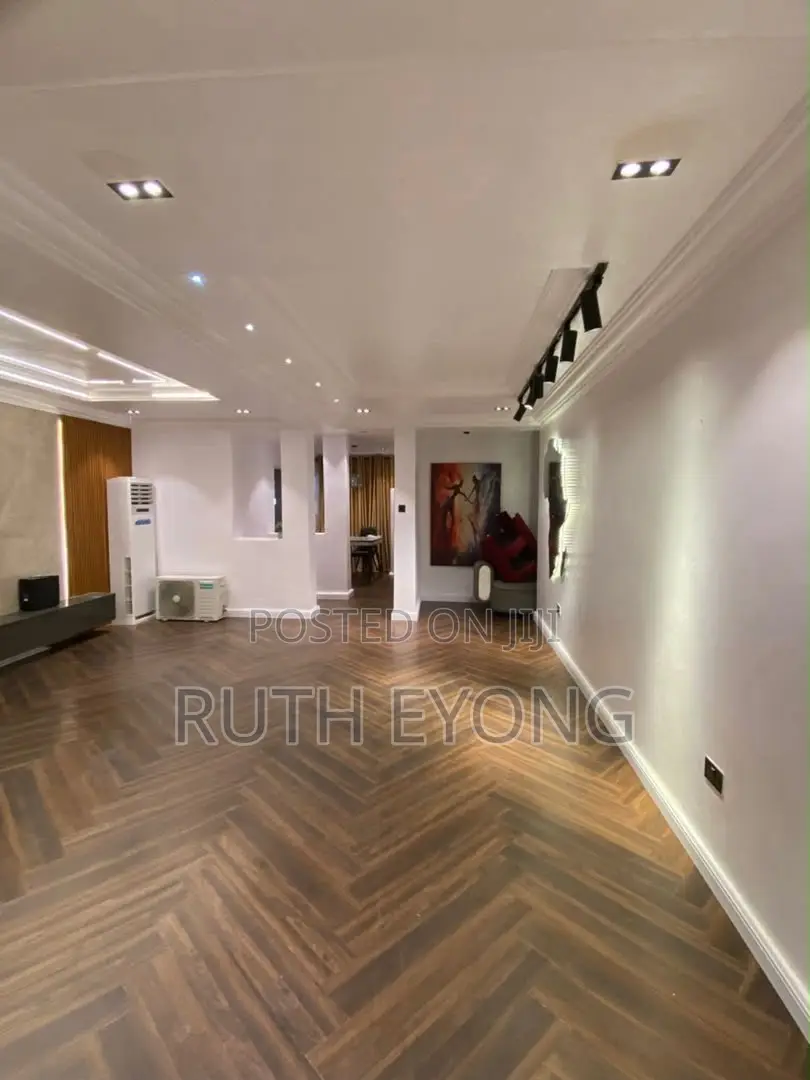 3bdrm Apartment in Victoria Island for rent