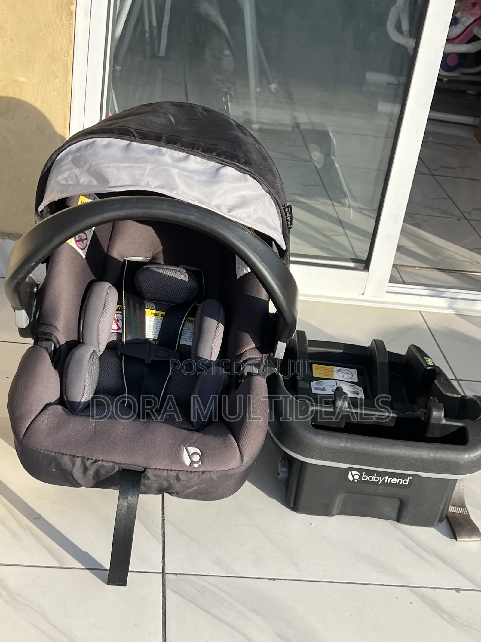 Baby Trend Solid Imported Well Padded Infant Carrier Car Seat