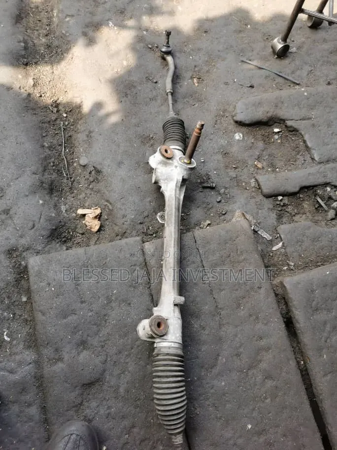 Streeing Rack Toyota Yaris 2008 Model