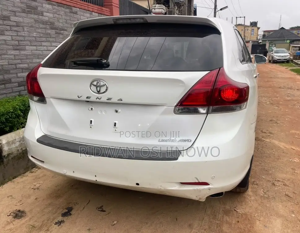 Toyota Venza Limited 2014 White