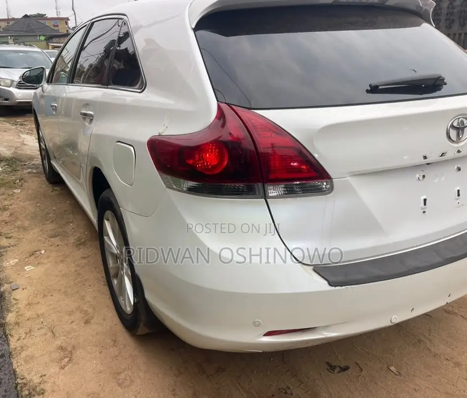 Toyota Venza Limited 2014 White