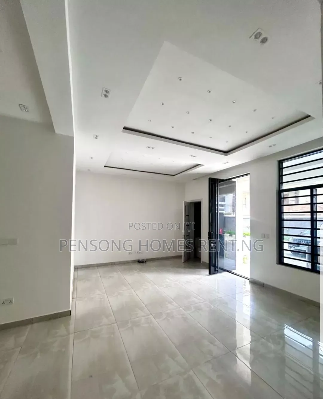 3bdrm Apartment in Lekki Phase 1 for rent
