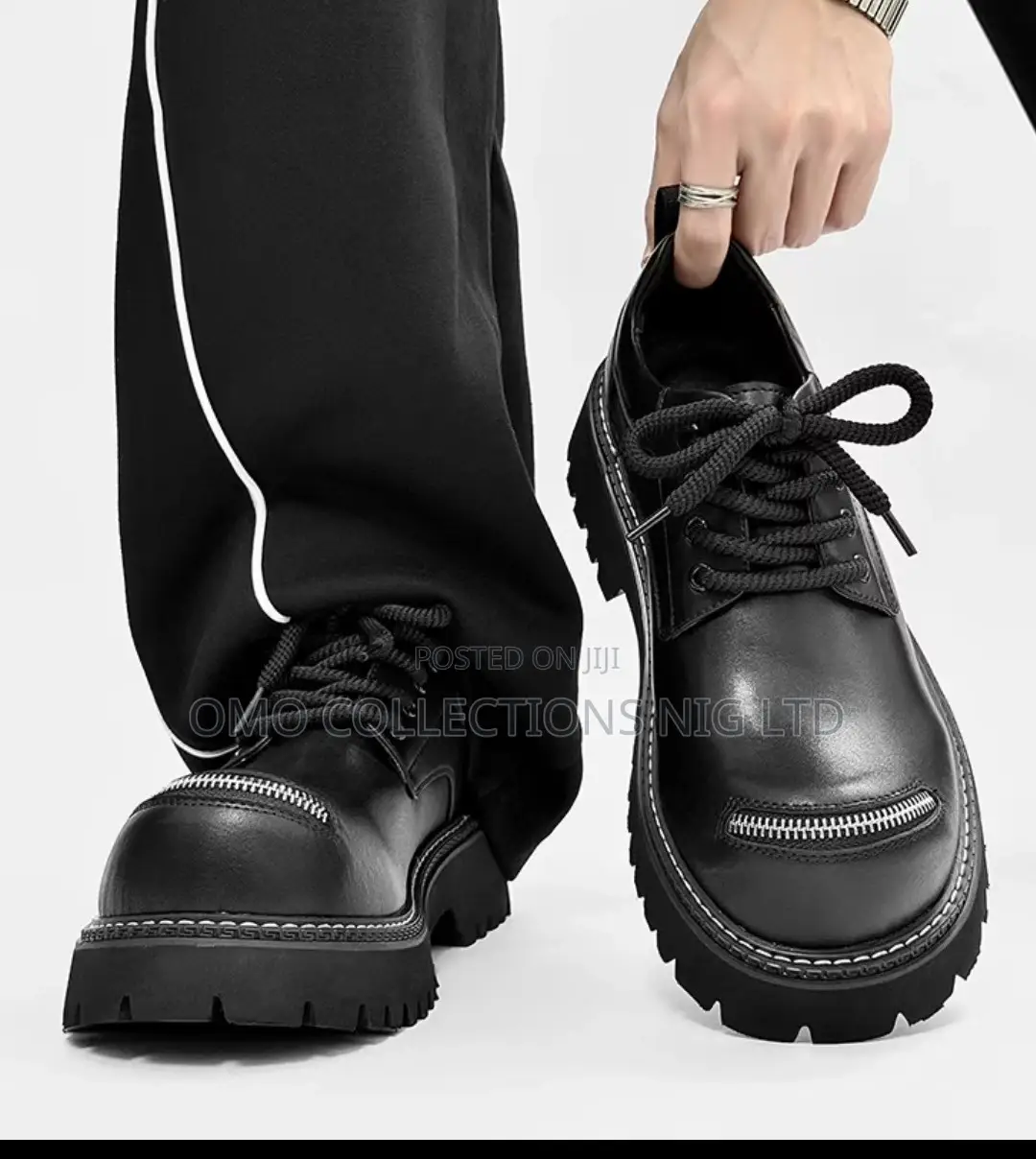 UrbanEdge Men’s Black Leather Zipper Detail Boots – Fully Boxed