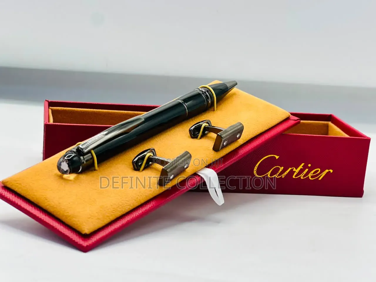 Luxury CUFFLINKS Set