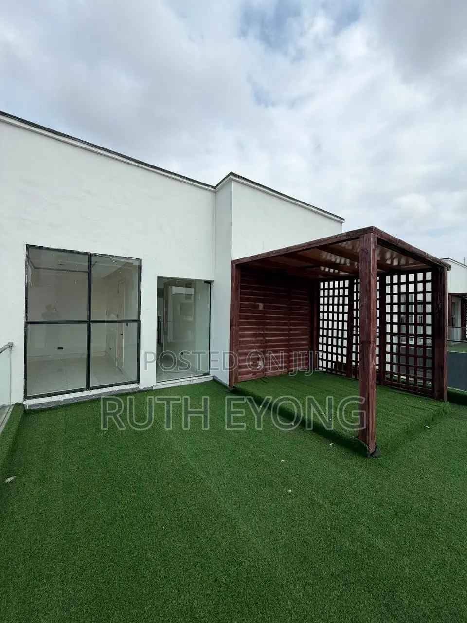 5bdrm House in Lekki for sale