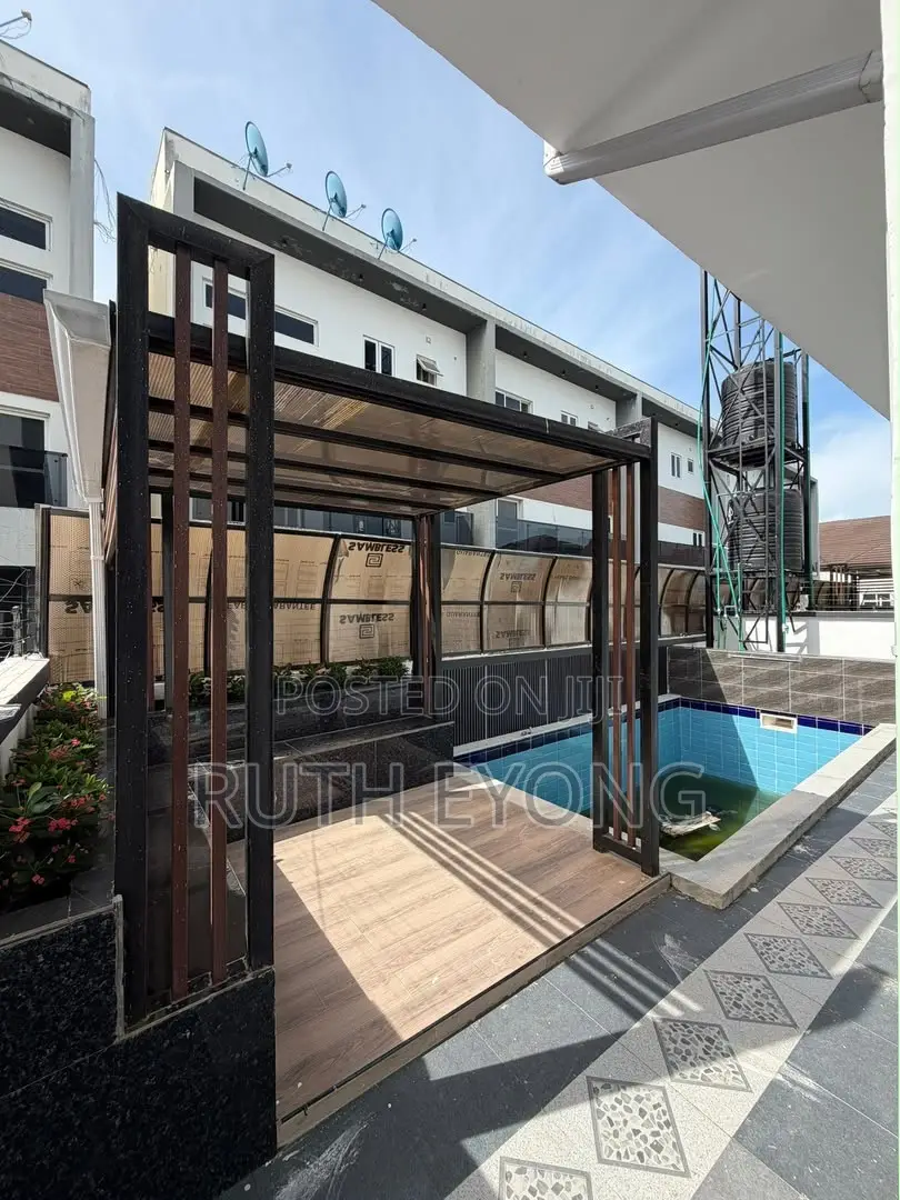 5bdrm House in Ikate Lekki for sale