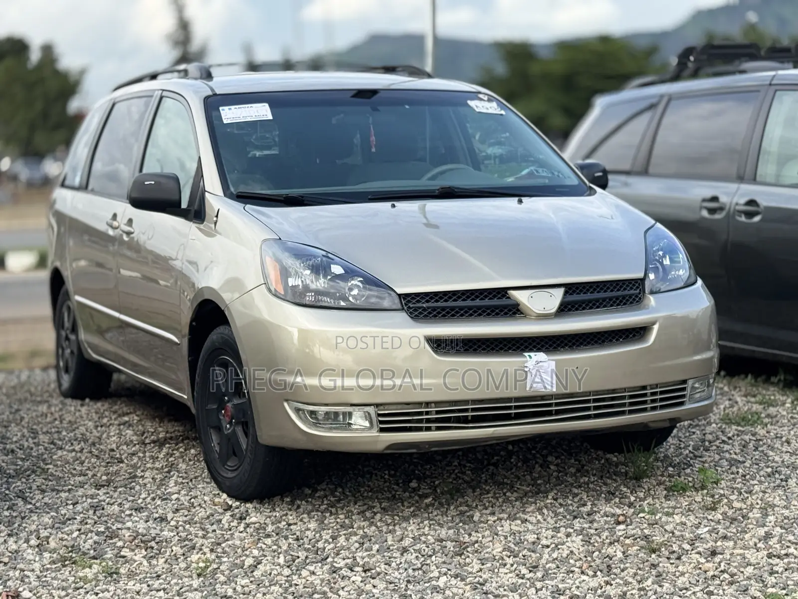 Toyota Sienna LE AWD 2005 Gold