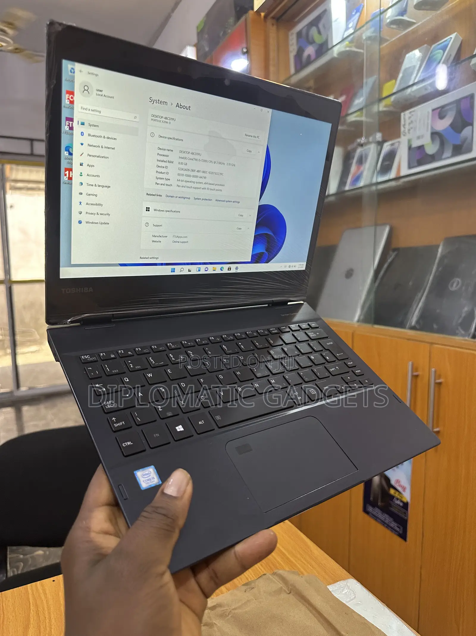 Laptop Toshiba Portege X20W 8GB Intel Core i5 SSD 256GB