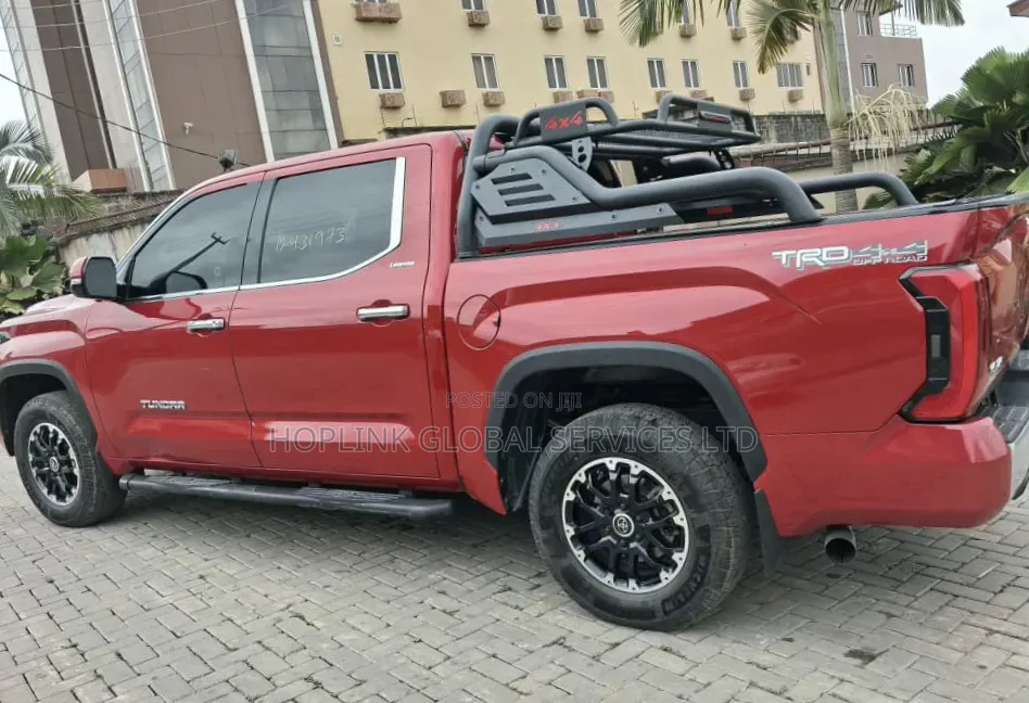 Toyota Tundra 2023 Red
