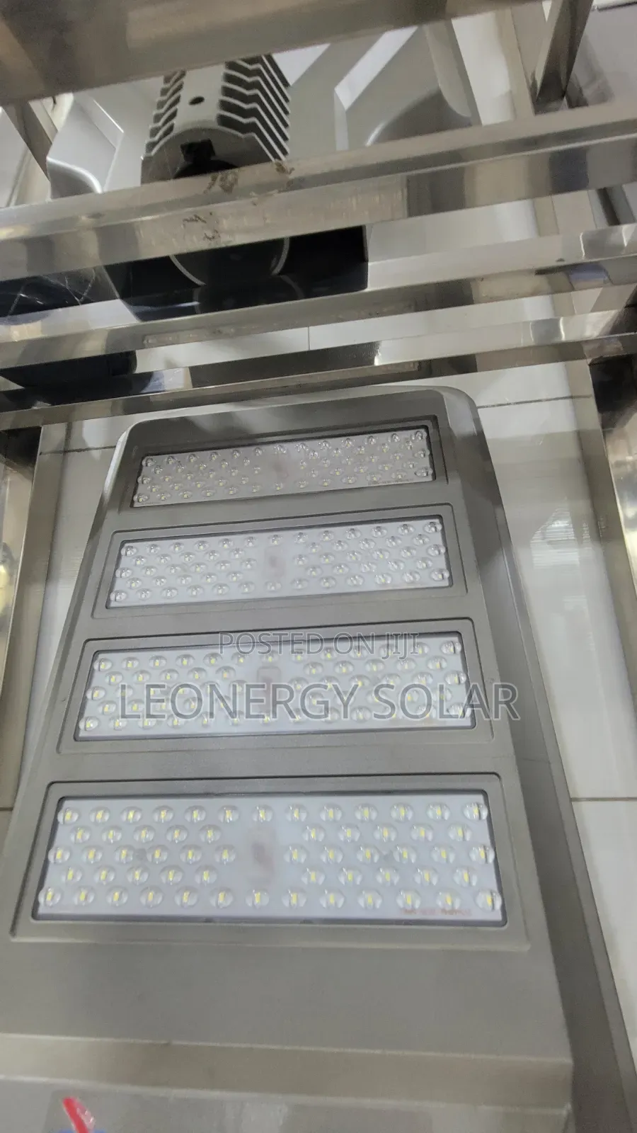 Pentagon High-Quality Industrial Solar Street Light 4-Eye Plastic Body