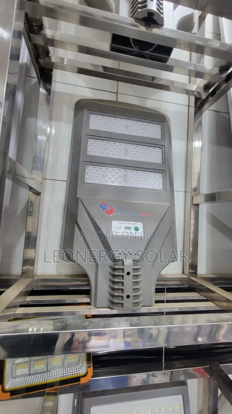 High-Quality Industrial Solar Street Light 3 Eye Straight Plastic Body