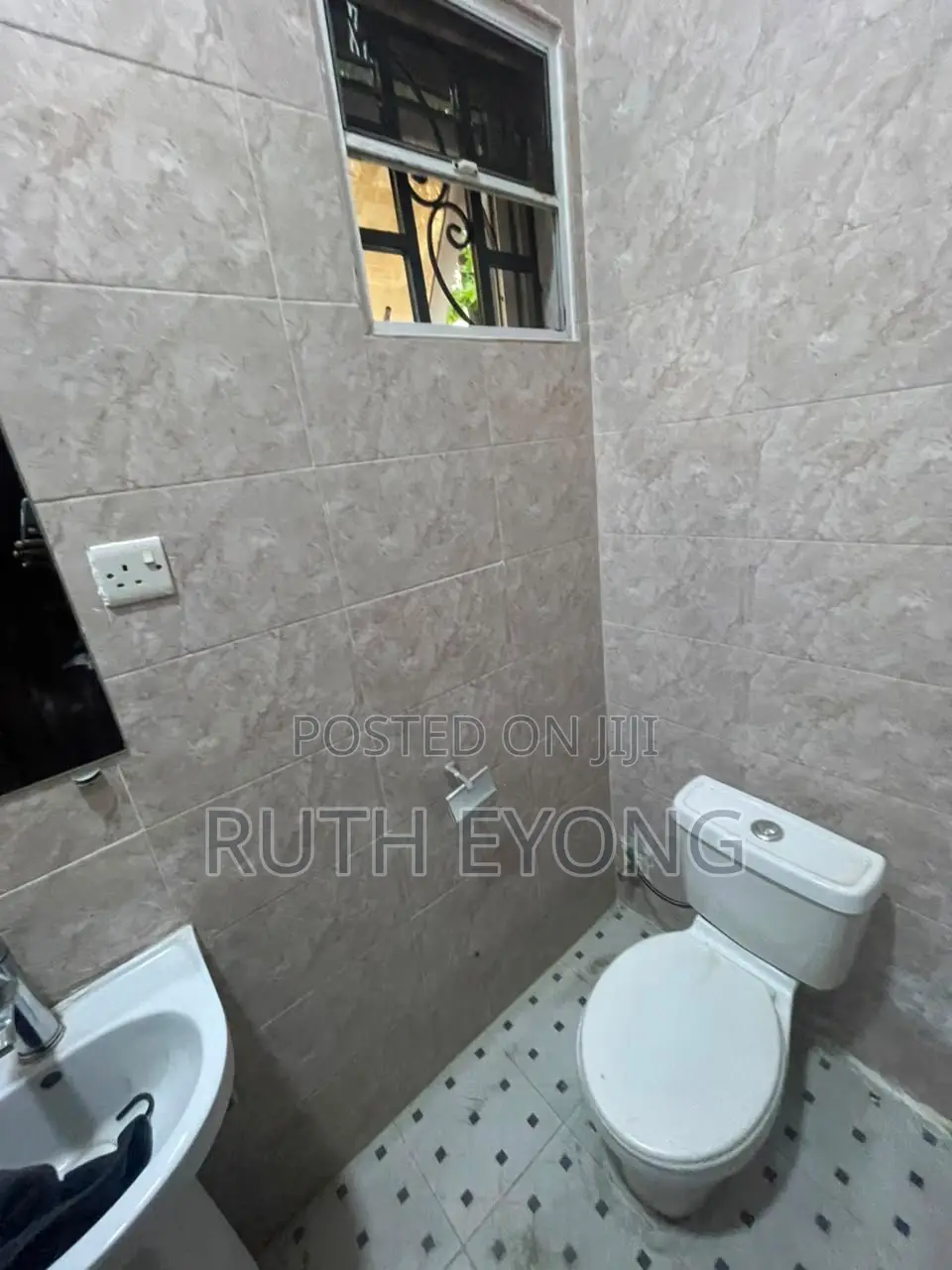4bdrm House in Ologolo Lekki Lagos for rent