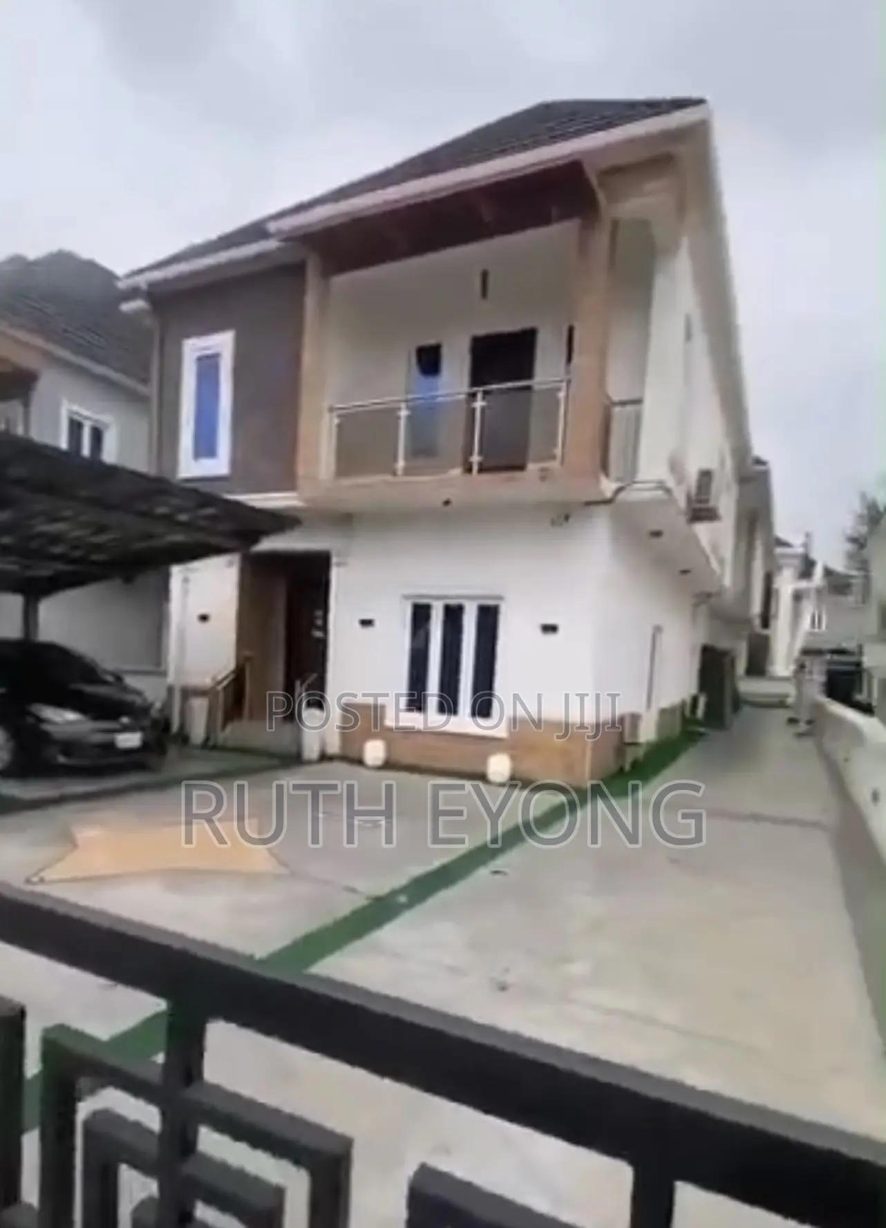 5bdrm House in Megamound Estate, Ikota for sale