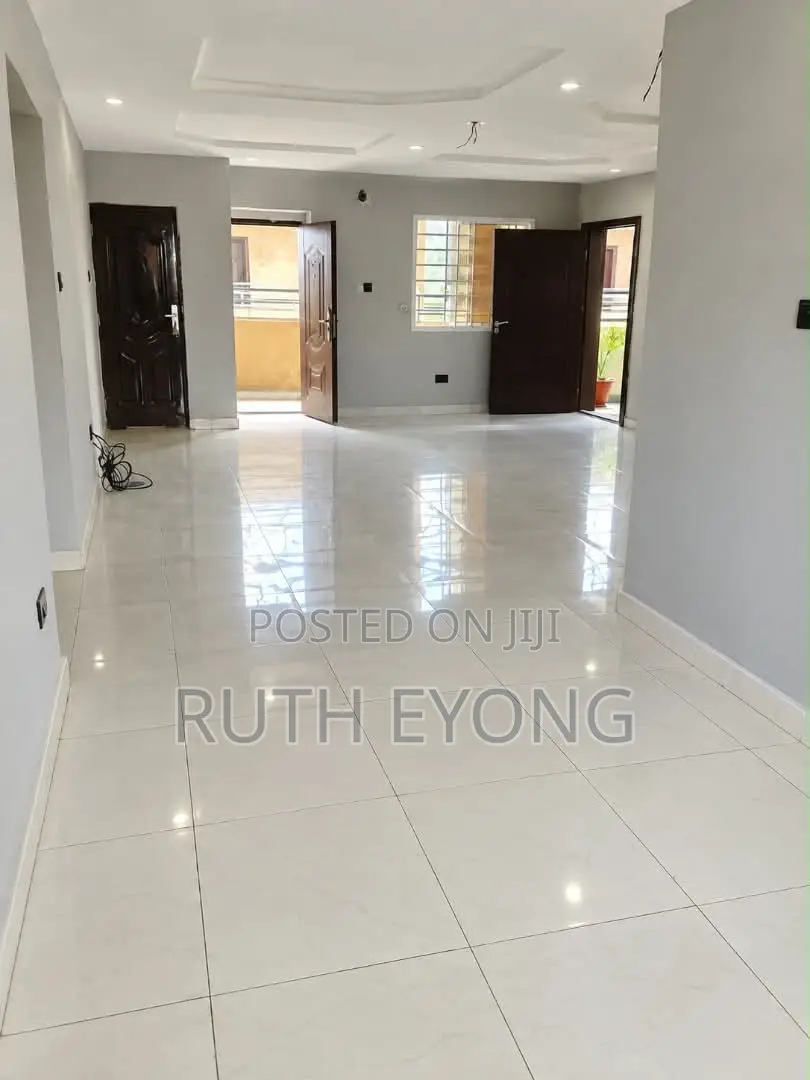 3bdrm Apartment in Opposite Buena Vista, Lekki Phase 1 for rent