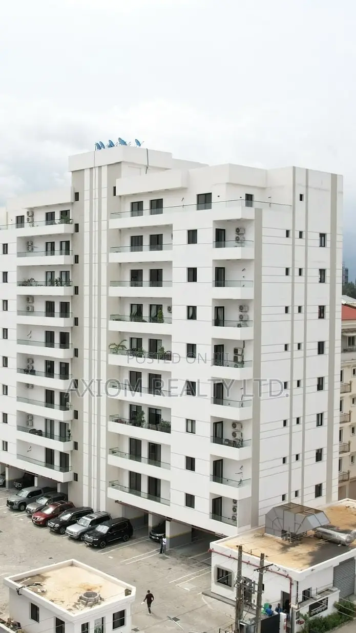 3bdrm Apartment in Banana Island for rent