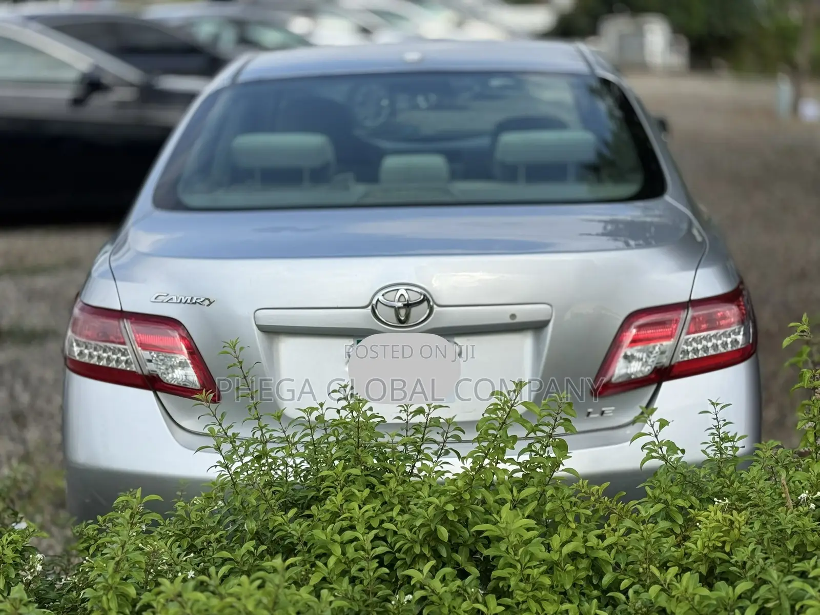 Toyota Camry LE 4dr Sedan (2.5L 4cyl 6AM) 2010 Silver