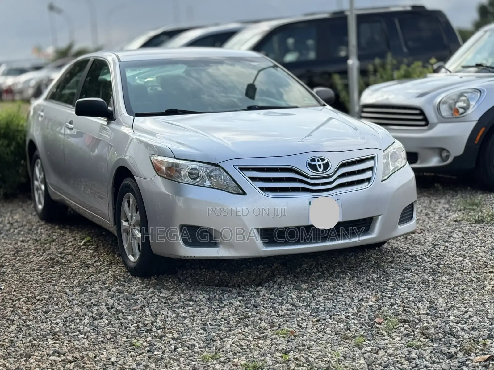 Toyota Camry LE 4dr Sedan (2.5L 4cyl 6AM) 2010 Silver