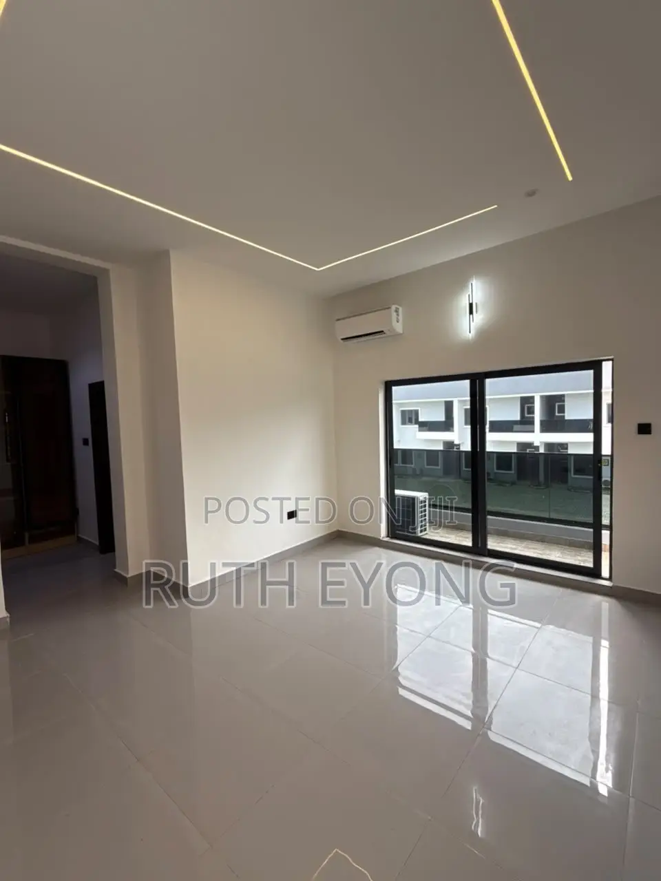 4bdrm Townhouse / Terrace in 𝗚𝗿𝗲𝗲𝗻𝗯𝗮𝘆 𝗘𝘀𝘁𝗮𝘁𝗲, Ilaje / Lekki for rent